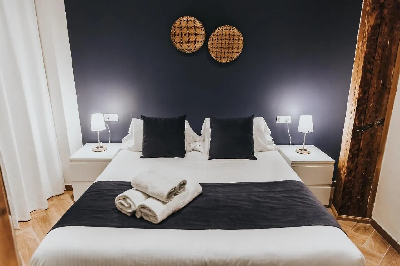 شقة Holidays2Malaga Beatas 3 Bedroom & French Balcony